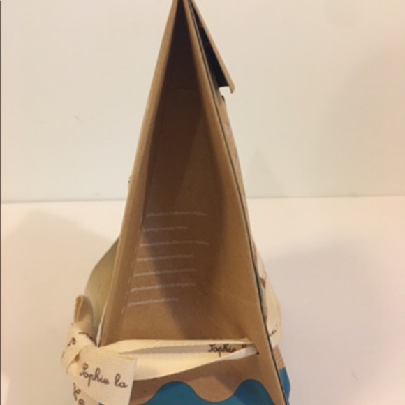 Sophie La Girafe Bath Toy - Picture 6 of 8